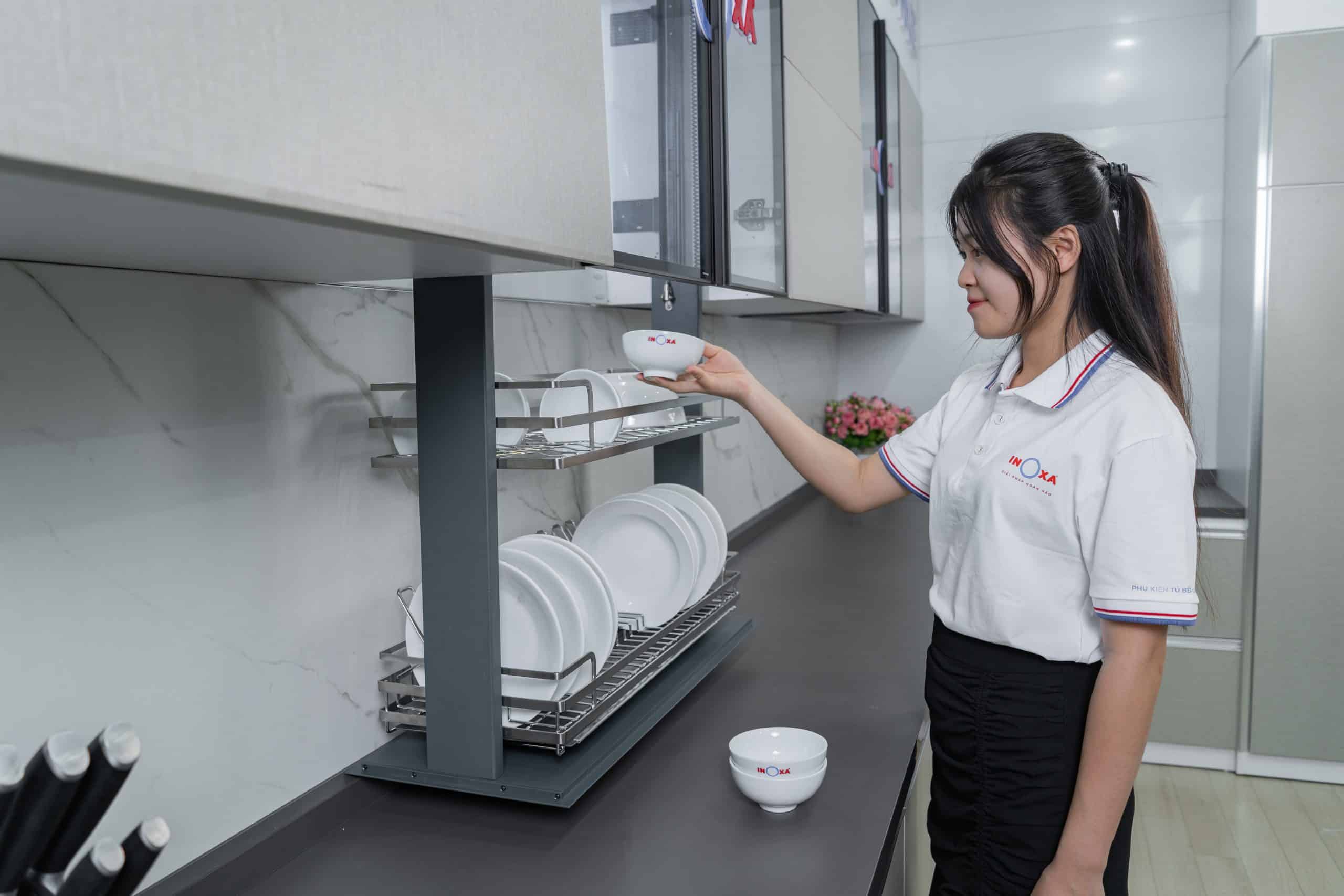 Các xu hướng phụ kiện tủ bếp thông minh nổi bật hiện nay